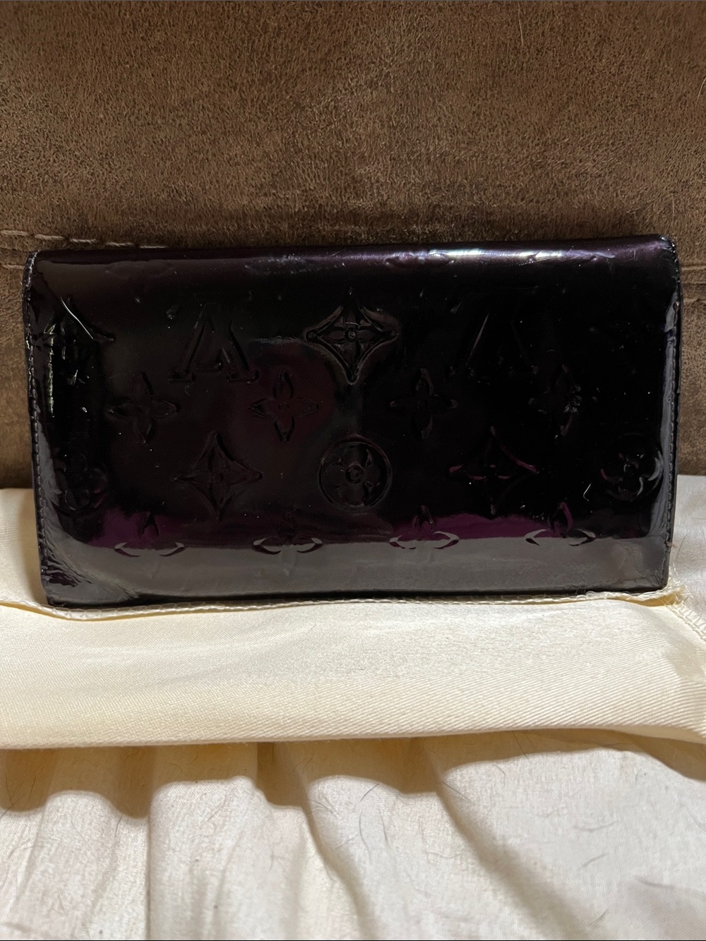 Louis Vuitton Patent Monogram Long Wallet in Deep Plum-Black Sheen - Picture 3 of 5